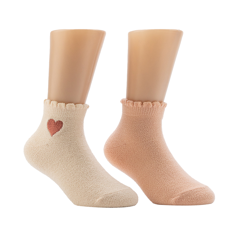 Ladies'Embroidery heart Cosy Home Socks