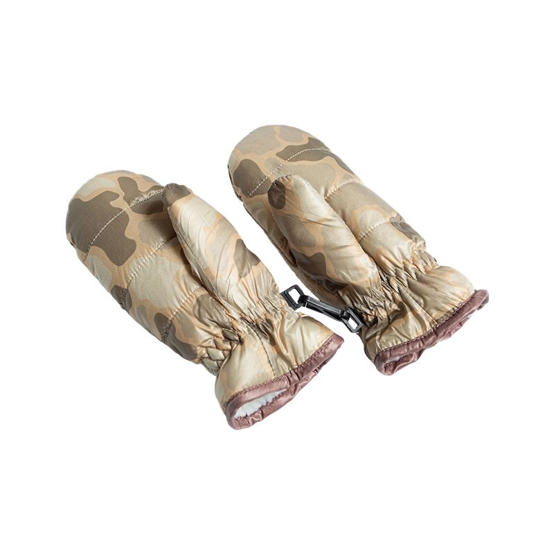 Kid's Camo Quilted Mittens